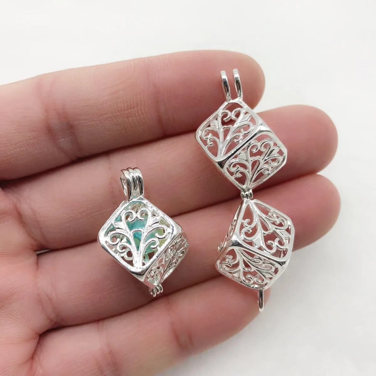 10pcs Pearl Cage Bright Silver Beads Cage Locket Pendant Jewelry Making-For Oyster Pearls, Essential Oil Diffuser, Fun Gifts (Vine Cube)