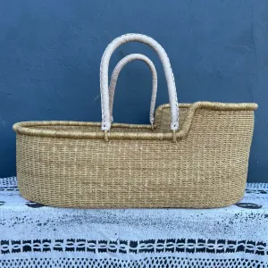Bassinet/ Babies Cot/Moses Basket