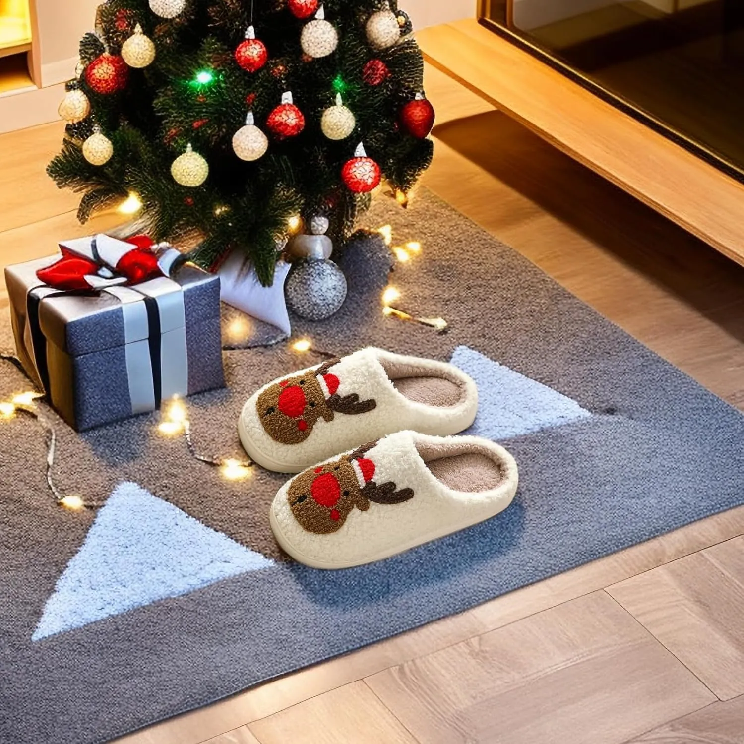 Christmas Slippers Memory Foam for Women Men, Cozy Plush Warm Non-Slip Holiday Slides with Santa Reindeer Designs Indoor Outdoor