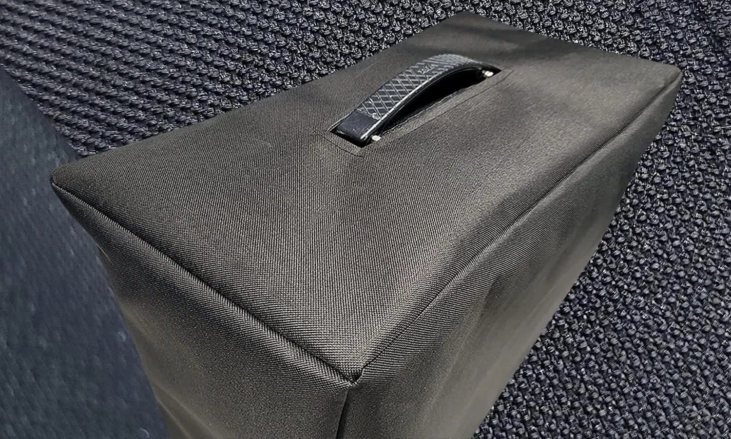 DCFY! Guitar Amplifier Cover for Trace-Elliot Trace Pro 2x12 Cabinet Amp | Pitch-Black| Customize Fabric('Choice' Waterproof or Premium Synthetic Leather) & Padding - Made in U.S.A.