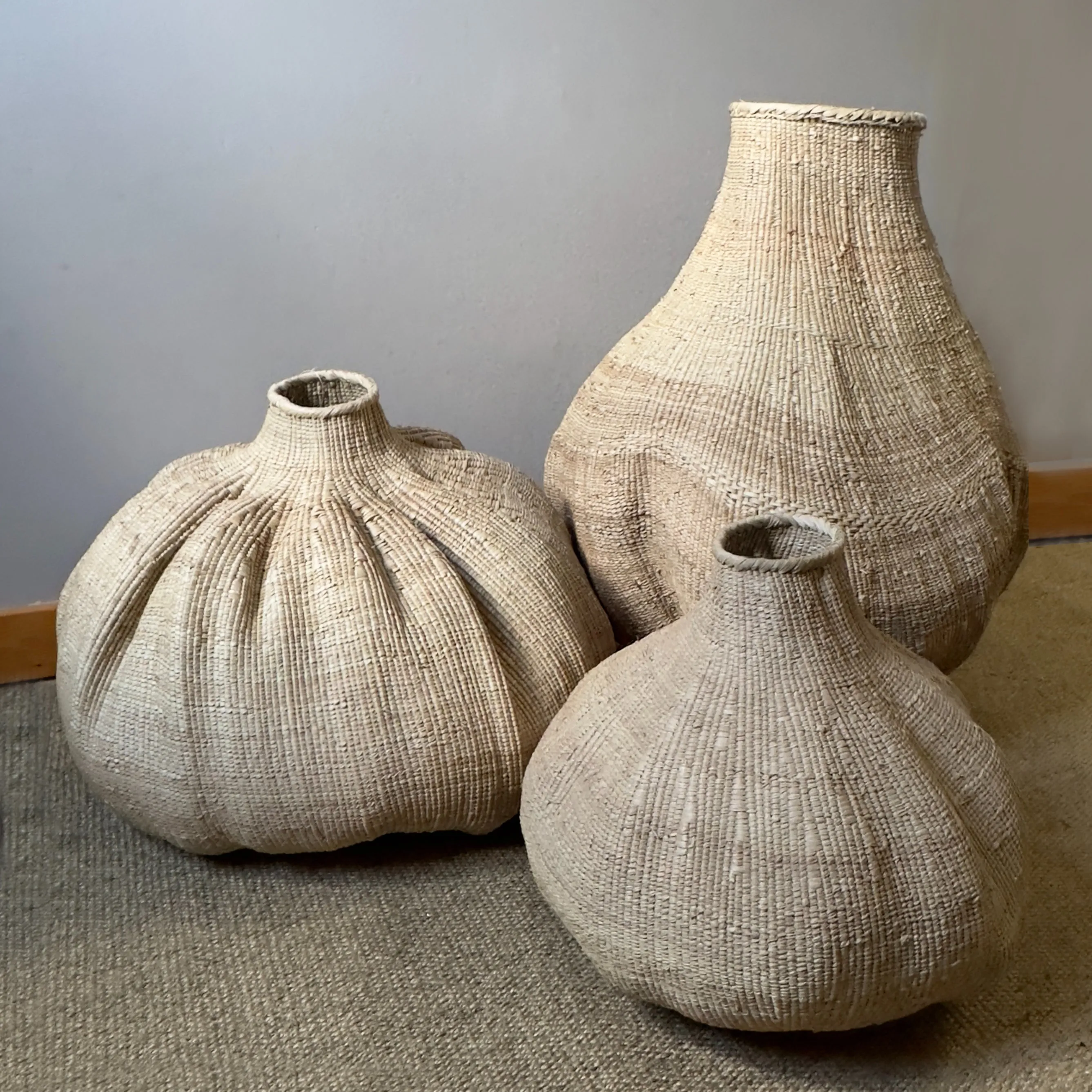 Handmade Garlic Tonga Sculptural Basket, Various Sizes