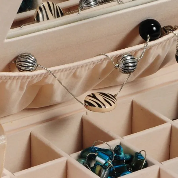Maria Fabric Jewelry Box - Black