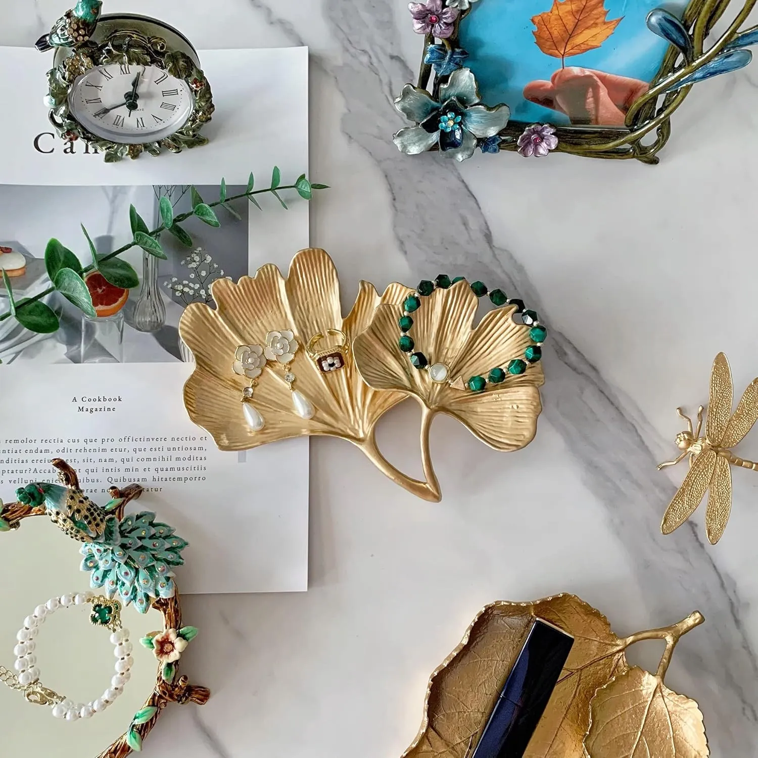 Metal Jewelry Dish, Small Leaf Shaped Ring Holder Jewelry Organizer, Trinket Dish Vanity Tray for Dresser Christmas Birthday Wedding Gifts