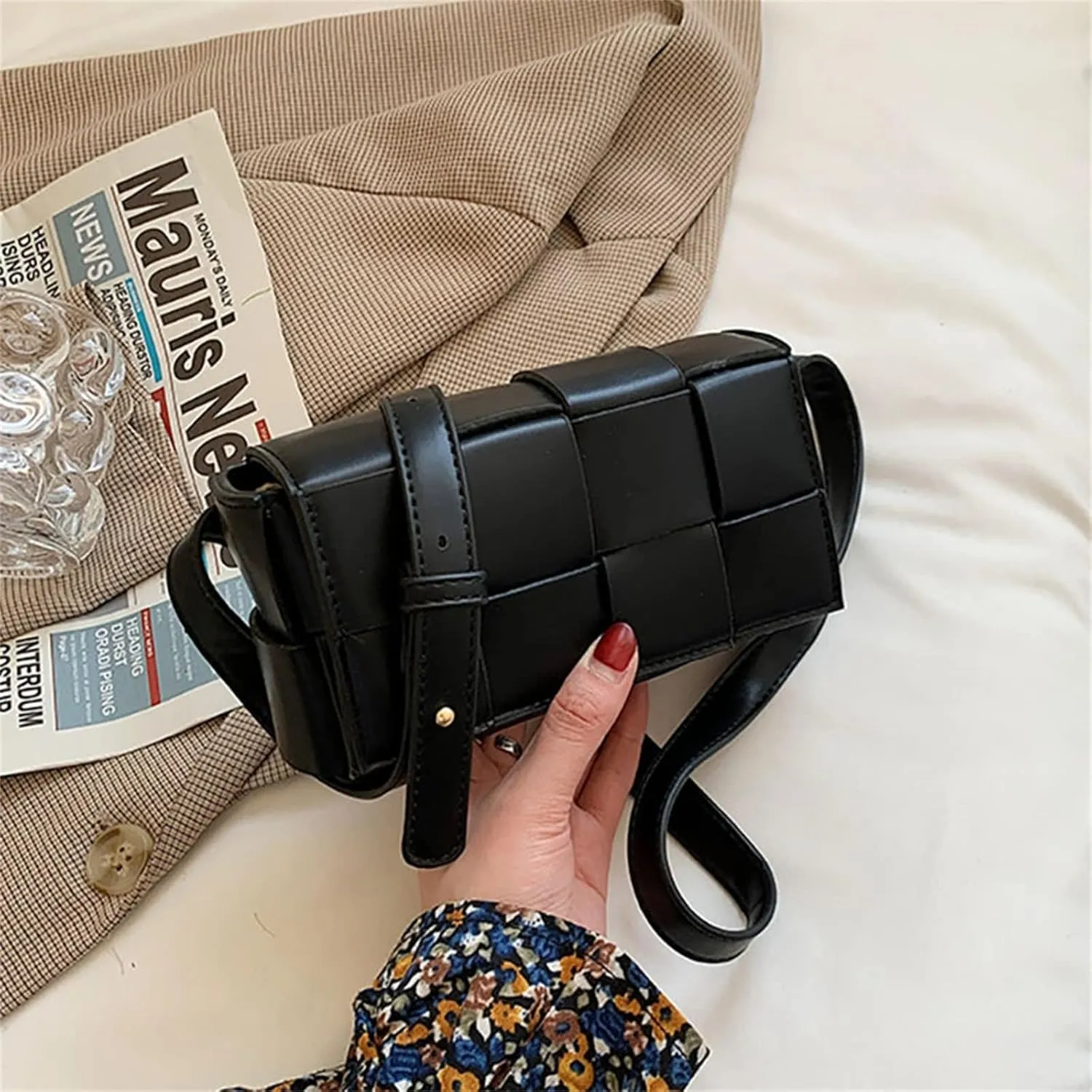 Mini Woven Crossbody Bag for Women, Square Shoulder Handbag Leather Clutch Purse Cute Fanny Packs with Adjustable Belt