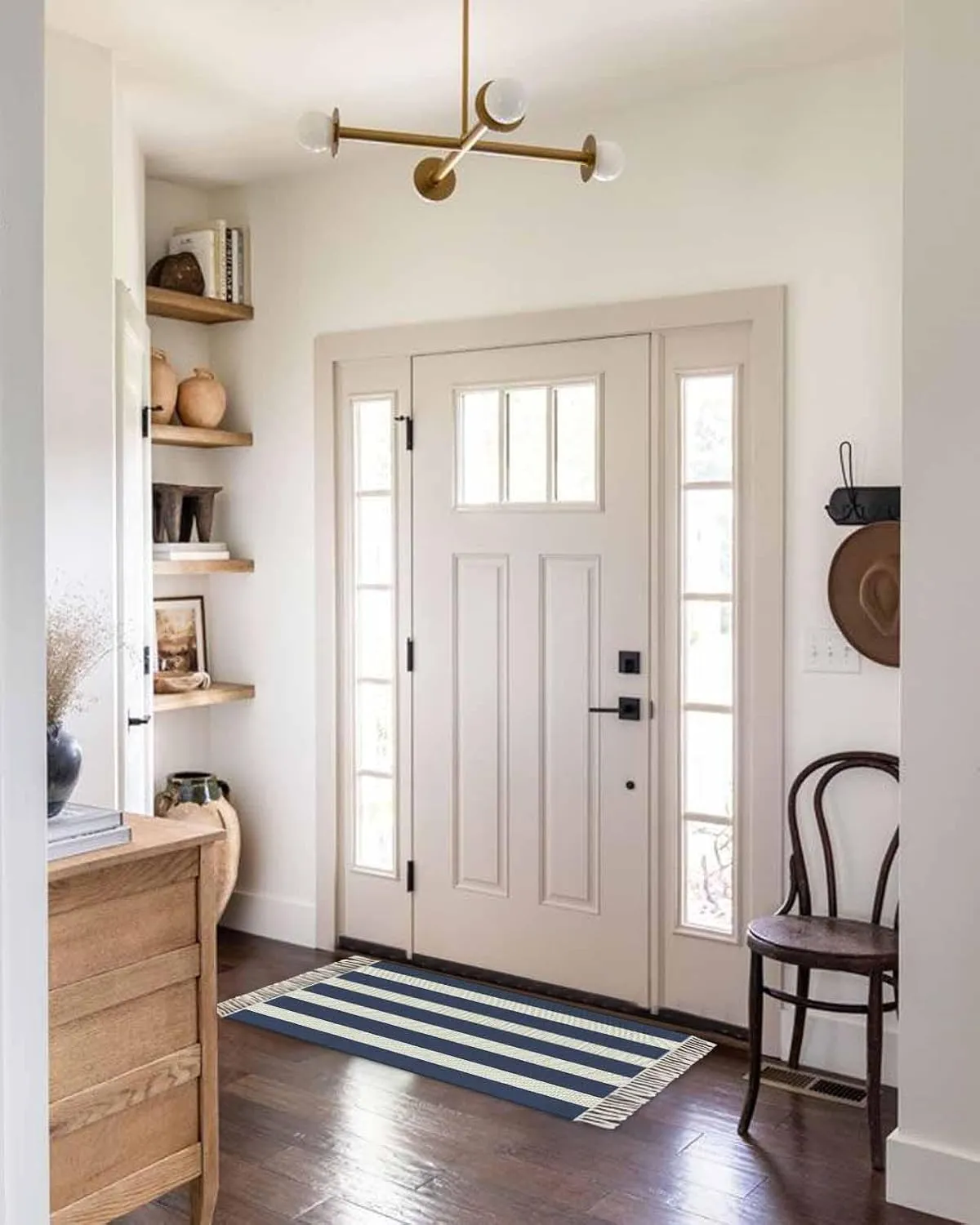 Navy Blue White Kitchen Hallway Runner Rug 2X5 Ft Carpet, Washable Woven Throw Carpet with Tassel, Modern Simple Abstract Stripes Art Non-Shedding Entryway Laundry Rugs