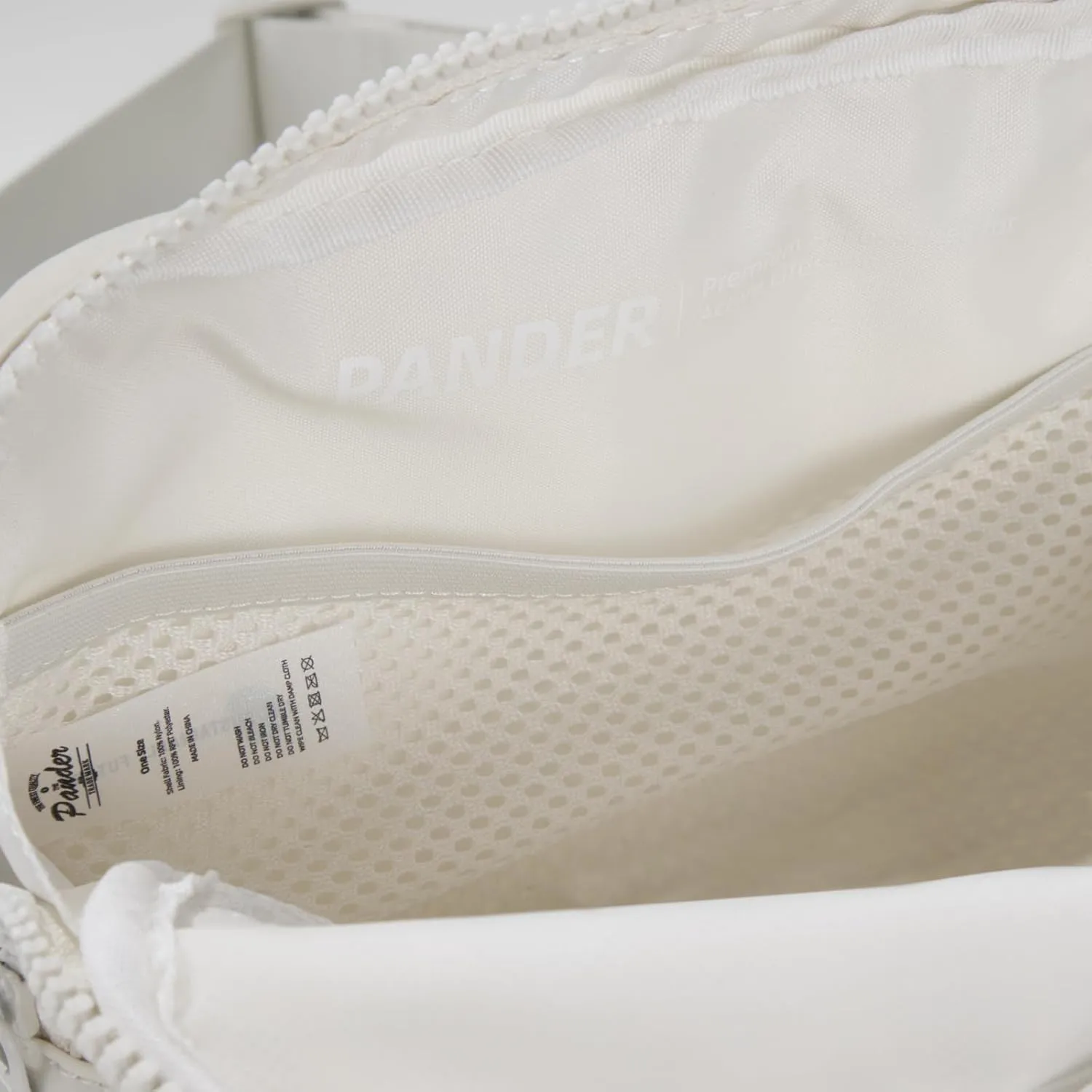 Pander Belt Bag Large 2L, Waterproof Everywhere Fanny Pack Purse for Women and Men with Adjustable Strap.