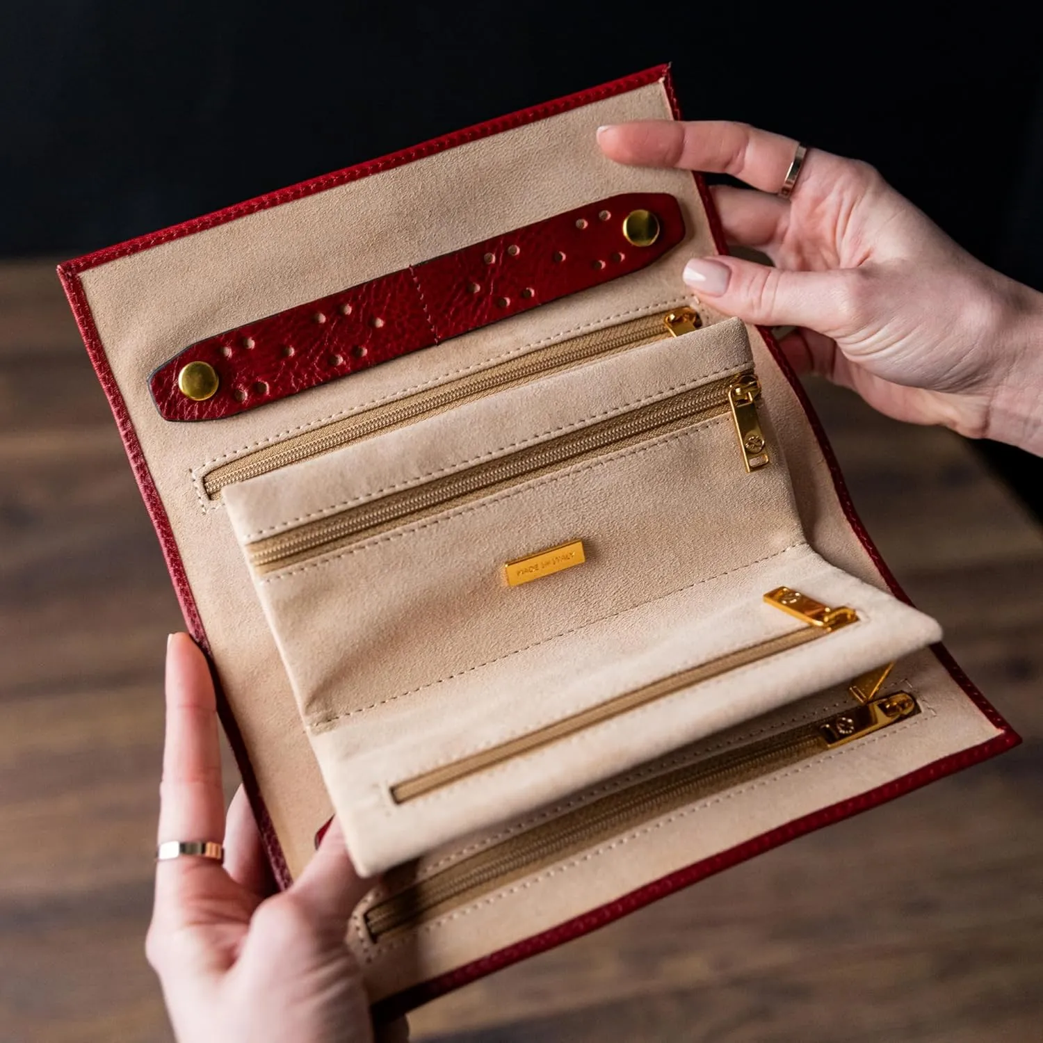 Time Resistance Leather Jewelry Roll - Full Grain Leather Travel Jewelry Case - Jewellery Organizer Made in Italy (Red)