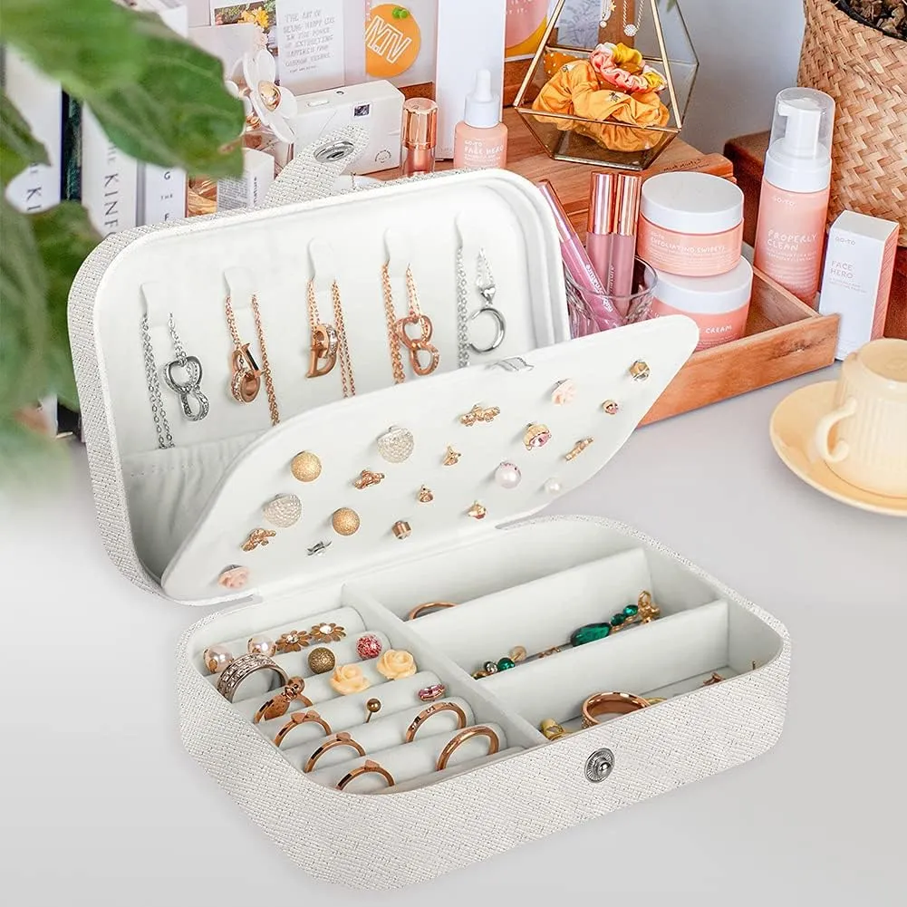 Travel Jewelry Box, PU Leather Small Jewelry Organizer for Women Girls, Portable Mini Travel Case Display Storage Holder Boxes for Stud Earrings, Rings, Necklaces, Bracelets (Glitter White)
