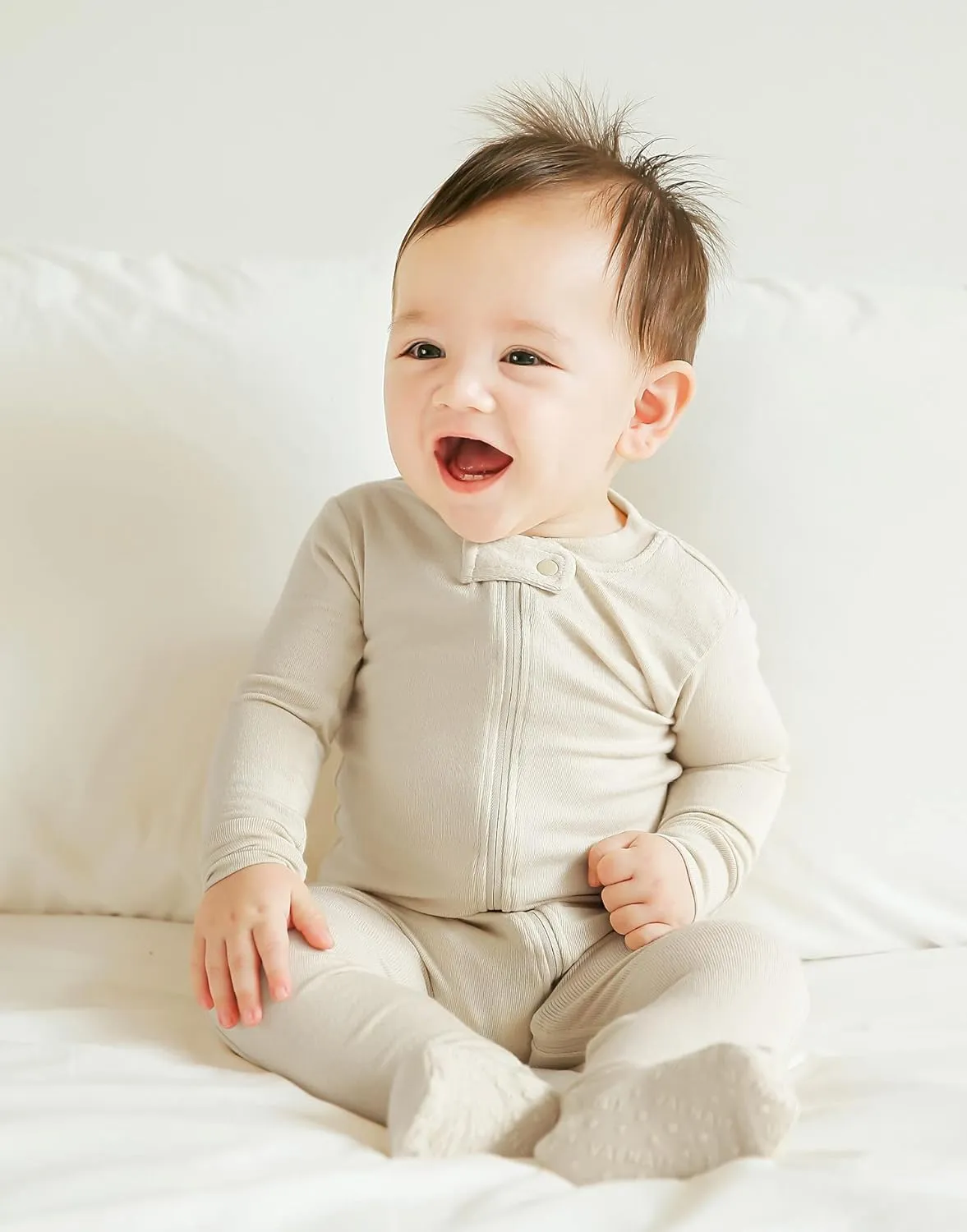 VAENAIT BABY Preemie Infant Boys Girls Footie Pajama Footed Sleep and Play Premium Modal Pajamas Available newborn-2T