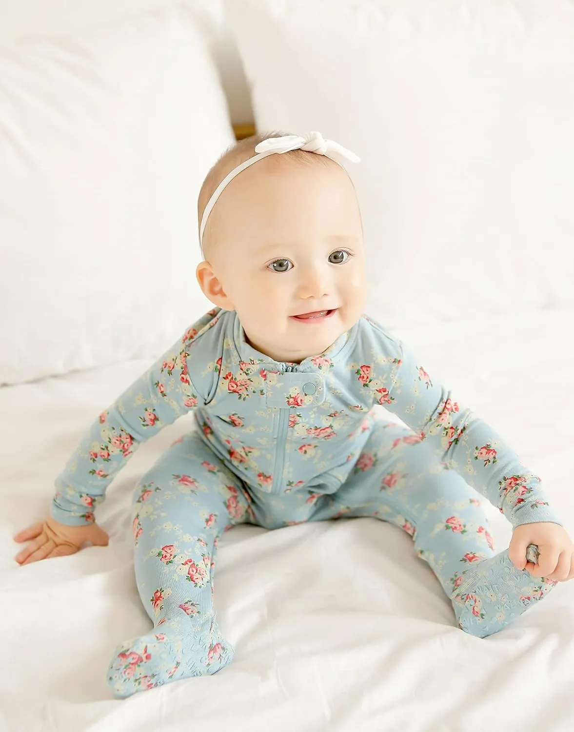 VAENAIT BABY Preemie Infant Boys Girls Footie Pajama Footed Sleep and Play Premium Modal Pajamas Available newborn-2T