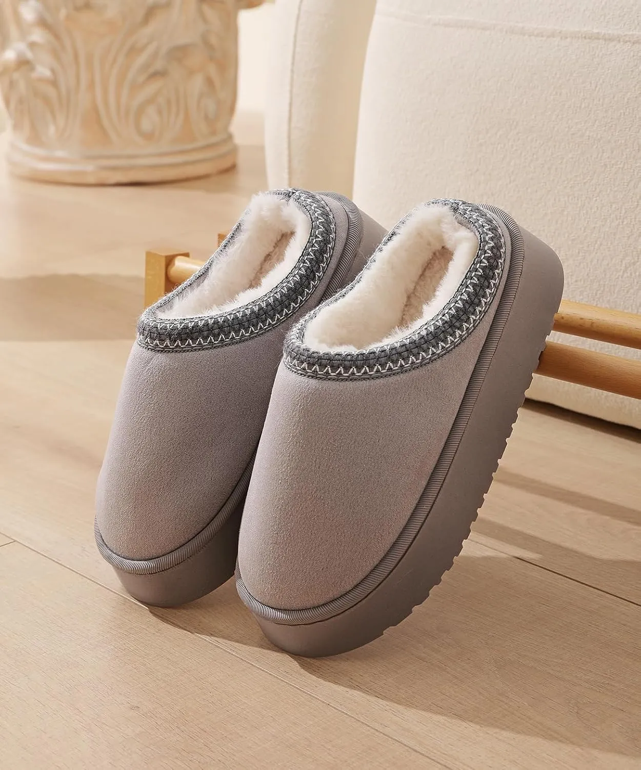 Women's Fuzzy Memory Foam Slippers Lightweight Home Slippers Fluffy Winter House Shoes Indoor and Outdoor